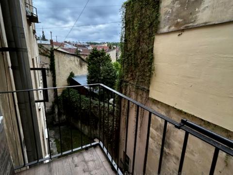 квартира за адресою Пекарська вул., 3