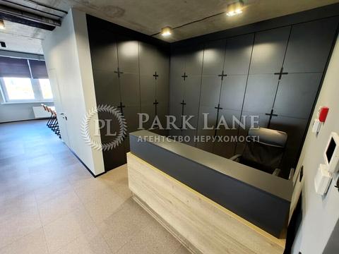 коммерческая по адресу Валерия Лобановского просп., 150-Б