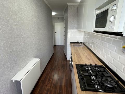 квартира за адресою Любомира Гузара просп. (Космонавта Комарова), 19