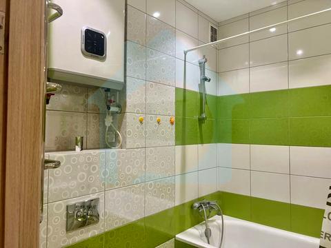 квартира за адресою Регенераторна вул., 4 к11