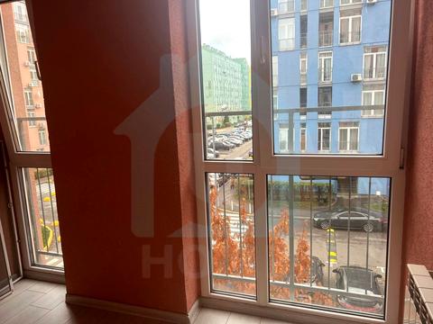 квартира за адресою Регенераторна вул., 4 к11