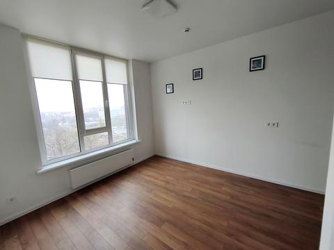 комерційна за адресою Василя Стуса вул., 35-Б