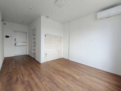 комерційна за адресою Василя Стуса вул., 35-Б