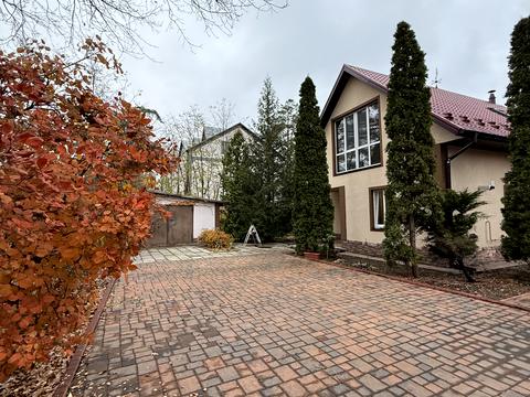 будинок за адресою Мрії вул.