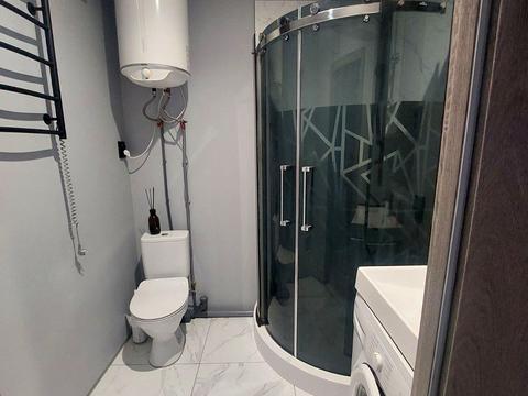 квартира по адресу Ревуцкого ул., 40-Г