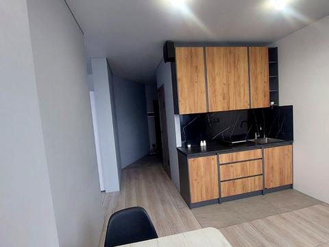 квартира по адресу Ревуцкого ул., 40-Г