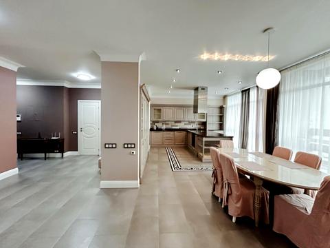 квартира за адресою Андрія Верхогляда вул. (Михайла Драгомирова), 14