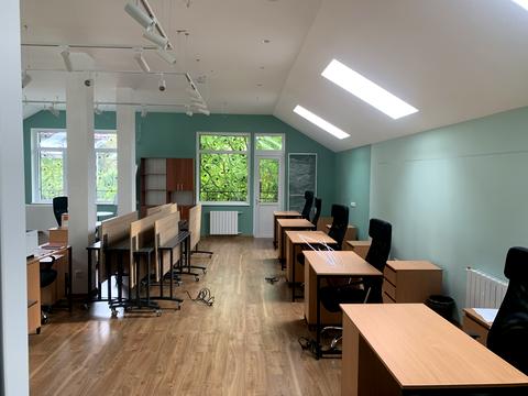 комерційна за адресою Ризька вул., 15