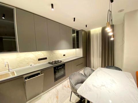 квартира за адресою Андрія Гулого-Гуленка вул. (Віце-адмірала Азарова), 8а