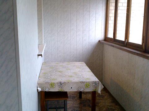 комерційна за адресою Анни Ахматової вул., 5