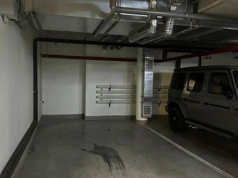 паркомісце за адресою Ул. А. Верхогляда, 15А