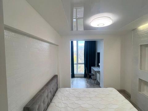 квартира по адресу Володимирська ул., 1