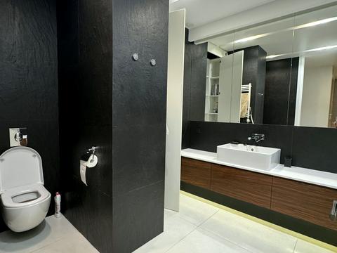 квартира по адресу Раисы Окипной ул., 18