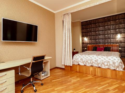 квартира за адресою Євгена Коновальця вул. (Щорса), 36-Б