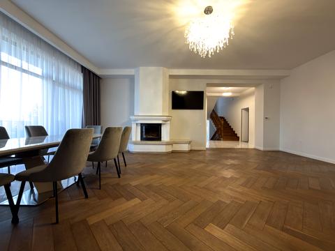 будинок за адресою Озерна, 18