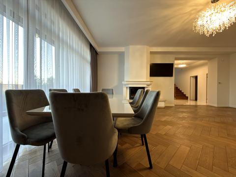 будинок за адресою Озерна, 18