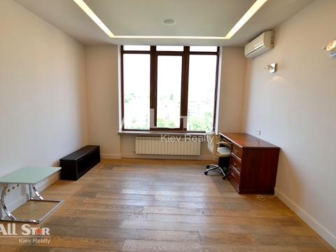 квартира за адресою Жилянська вул., 59