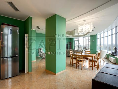 квартира за адресою Раїси Окіпної вул., 18