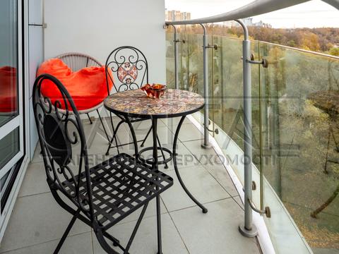 квартира за адресою Раїси Окіпної вул., 18