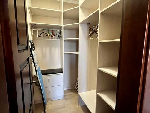 будинок за адресою Богуна