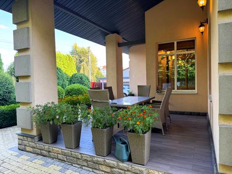 дом по адресу монастирська, 13