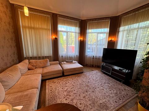 дом по адресу монастирська, 13