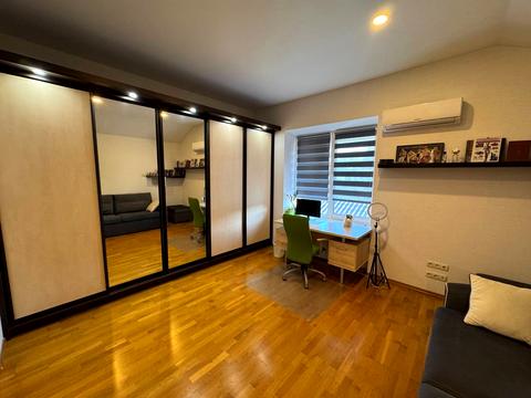 дом по адресу монастирська, 13