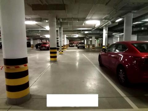 паркомісце за адресою Львівська вул., 15