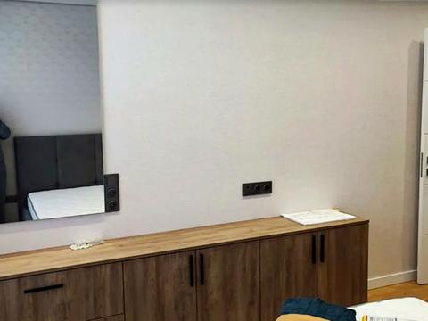 квартира по адресу Олеся Бердника ул., 1-Д