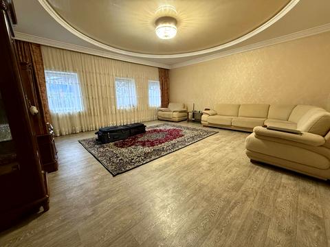 будинок за адресою Металургів вул.