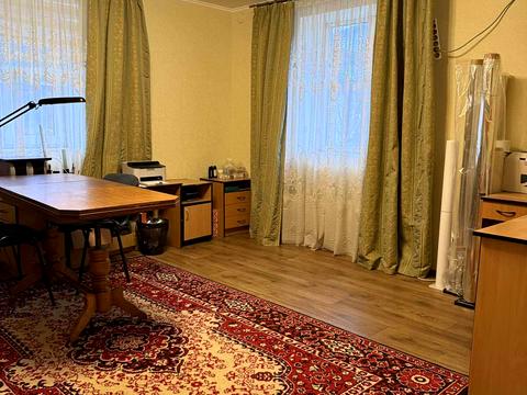 будинок за адресою Металургів вул.