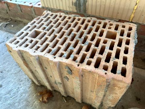 будинок за адресою 6-та вул., 13