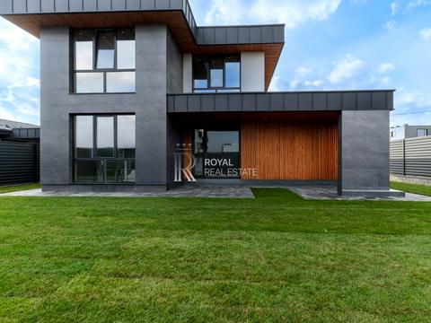 будинок за адресою Грушева вул.