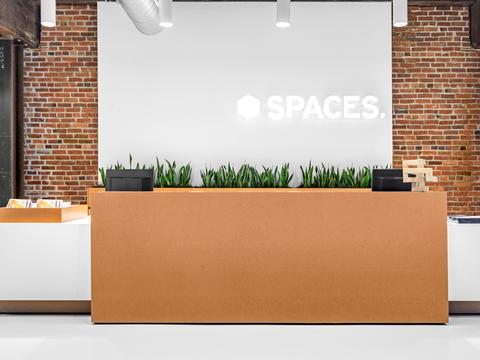 комерційна за адресою Дорогожицька вул., 7