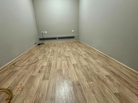 комерційна за адресою Зоологічна вул., 4-А