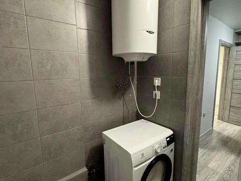 квартира за адресою Михайла Максимовича вул. (Онуфрія Трутенка), 32-Б