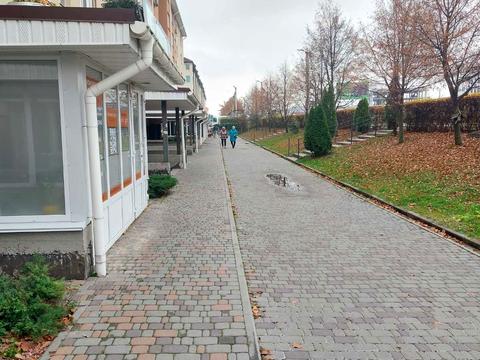 комерційна за адресою Одеська вул., 34