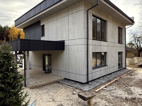 будинок за адресою Вишнева вул.