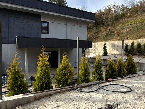 будинок за адресою Вишнева вул.