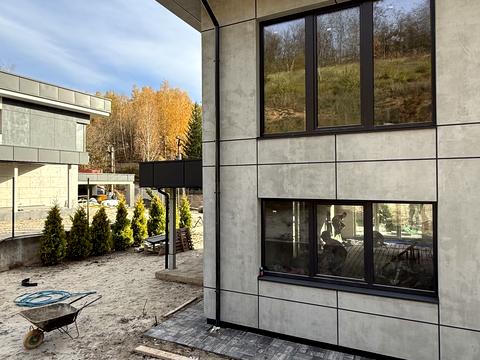 будинок за адресою Вишнева вул.