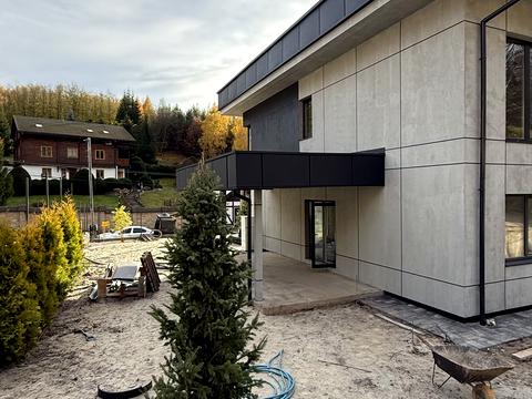 будинок за адресою Вишнева вул.