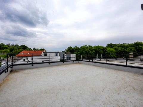 будинок за адресою Весняна вул., 1