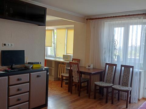 квартира за адресою Князя Володимира Великого просп., 77