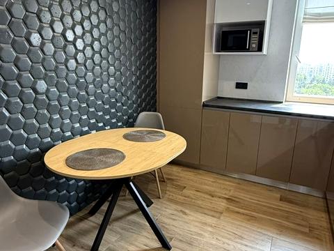 квартира за адресою Юліана Матвійчука вул. (), 141