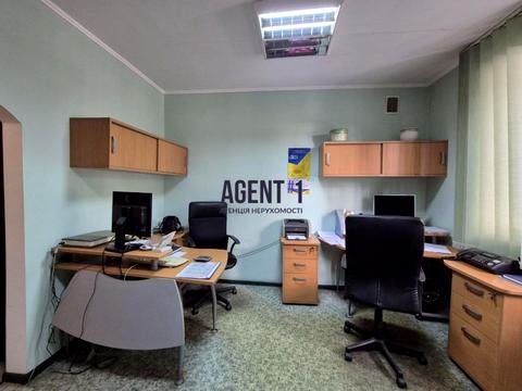 коммерческая по адресу Леси Украинки ул., 19