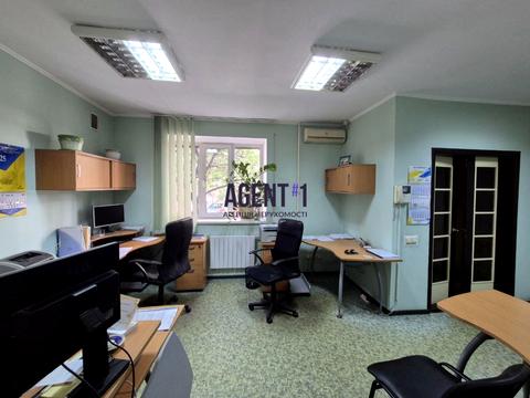 коммерческая по адресу Леси Украинки ул., 19