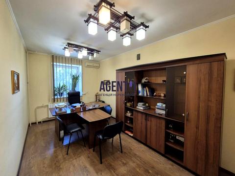 коммерческая по адресу Леси Украинки ул., 19