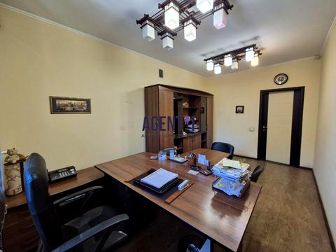 коммерческая по адресу Леси Украинки ул., 19