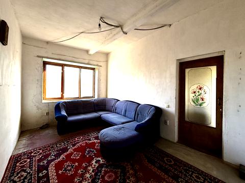 дом по адресу с. Погребы, Лесі Українки, 7