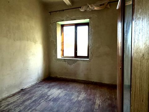 дом по адресу с. Погребы, Лесі Українки, 7